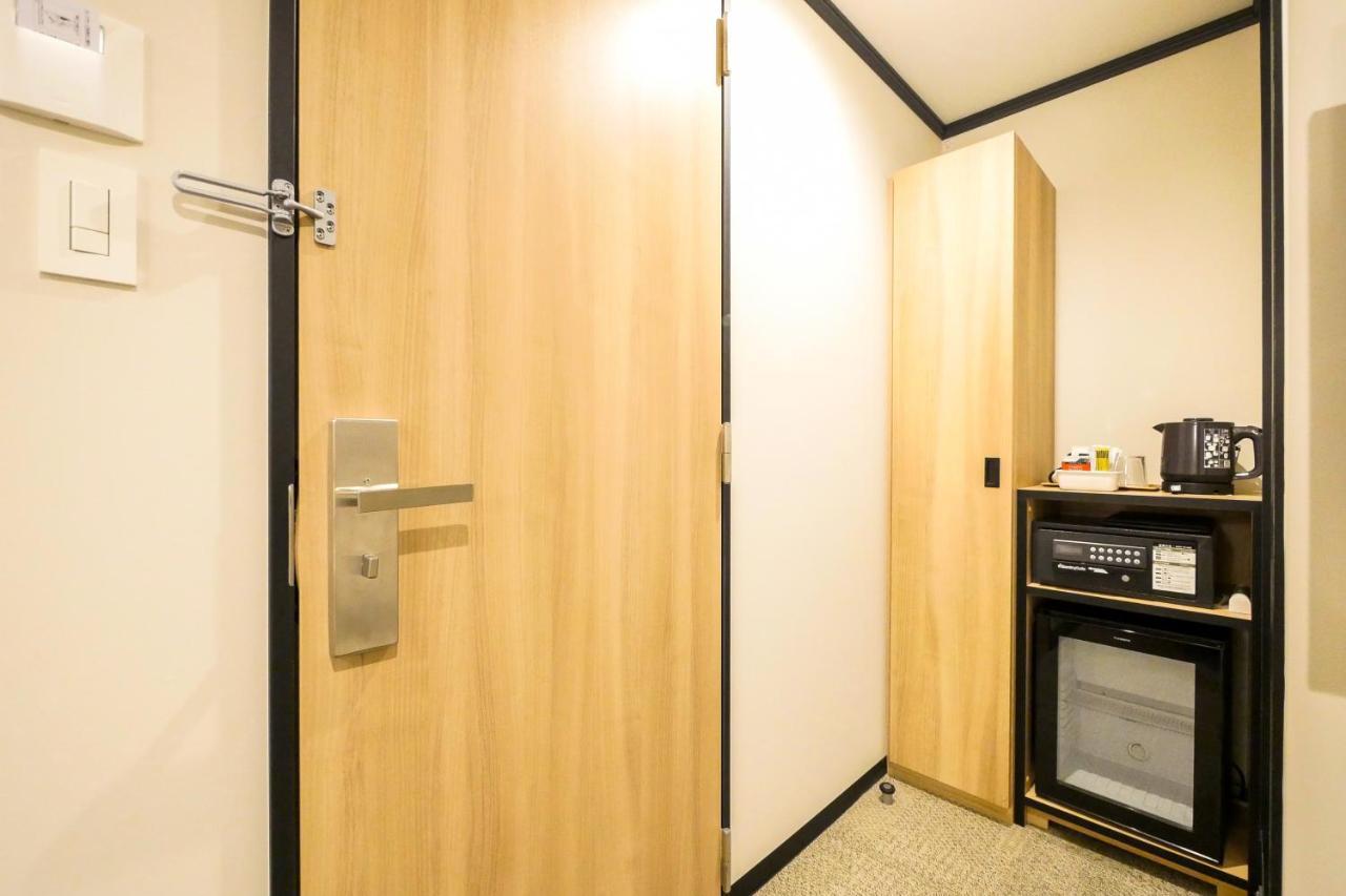 Hotel Bampky Токио Экстерьер фото