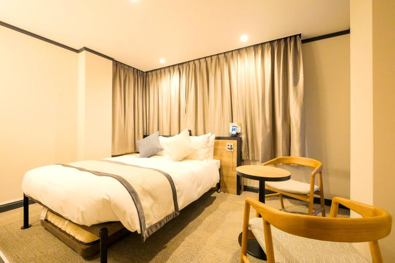 Hotel Bampky Токио Экстерьер фото